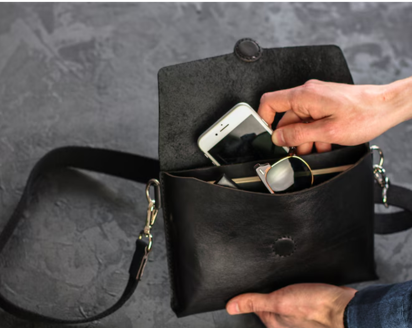 Leather crossbody bag